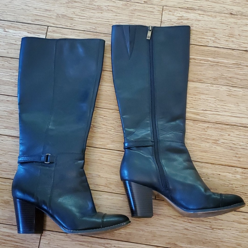 Boots - Picture 1 of 1